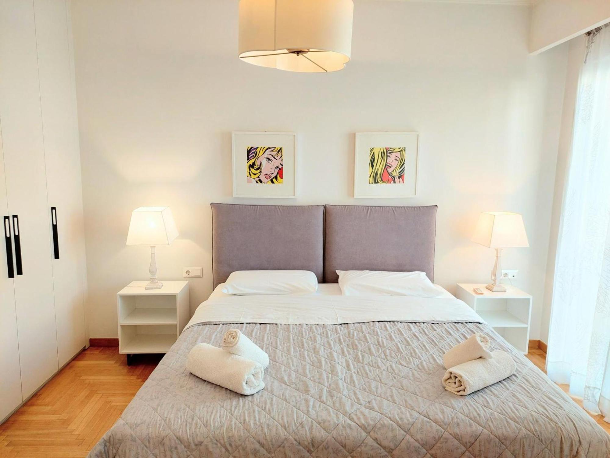 Elegant Apartment In Acropolis Atene Esterno foto